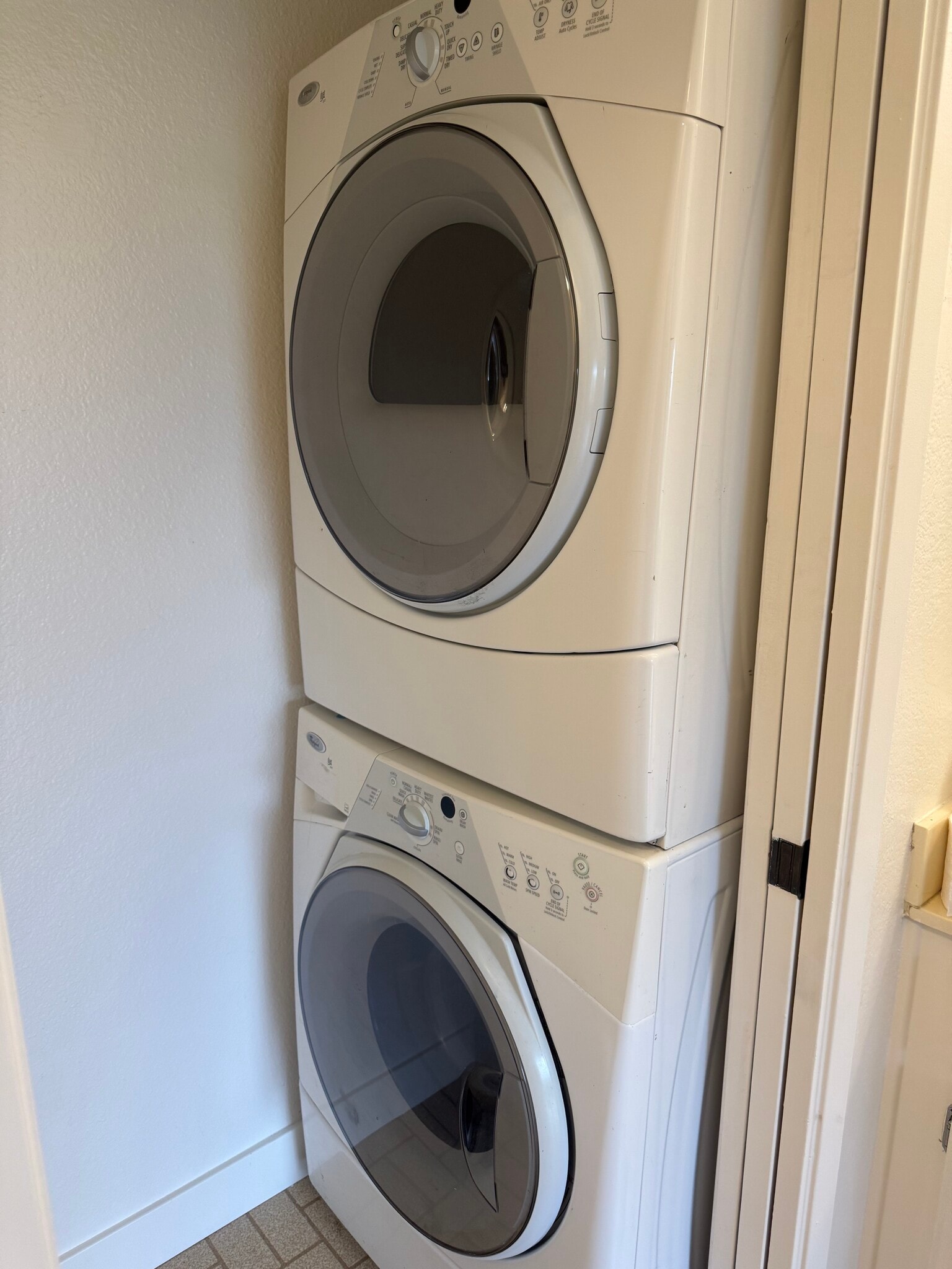 Building Photo - 4055 Porte La Paz