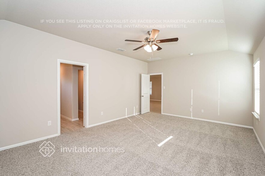 Building Photo - 437 Kaufman Dr