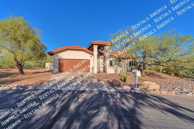 Primary Photo - 8121 E Coronado Rd