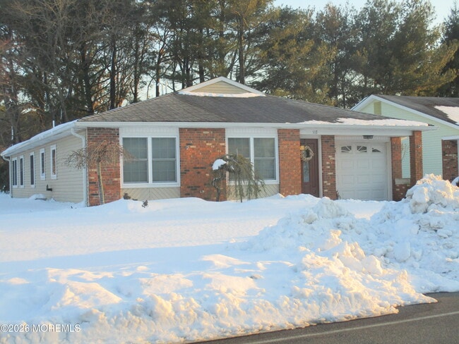 Building Photo - 117 Lions Head Blvd S