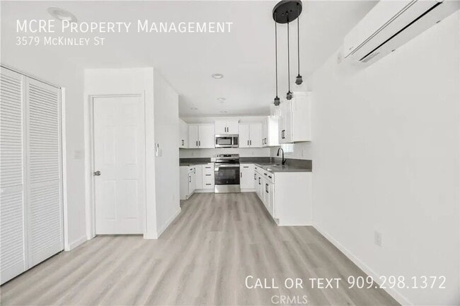 Building Photo - 3579 McKinley St