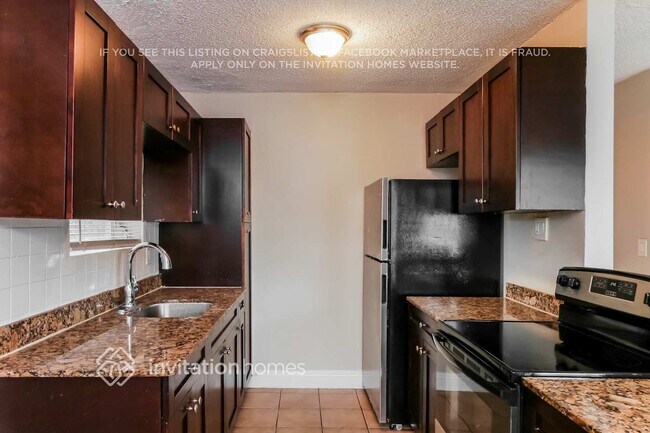 Building Photo - 6020 NW 43rd Ave