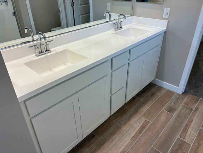 Building Photo - 18372 W Villa Chula Ln