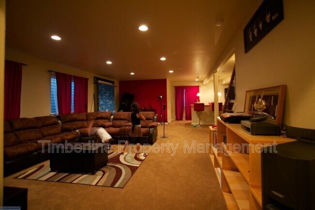 Building Photo - 6262 Adamants Dr