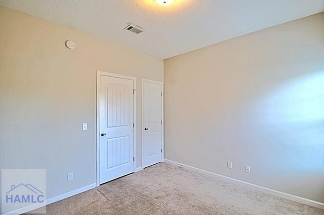 Building Photo - 1301 Windrow Dr