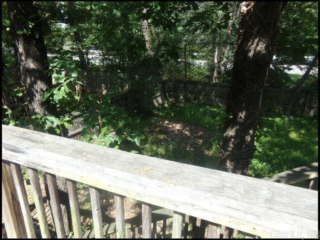 Building Photo - 102 Pin Oak Cove