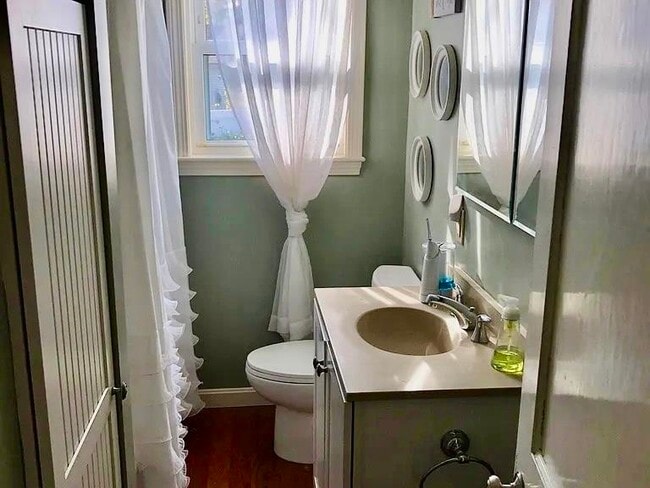 Building Photo - 30 Whipple Ct