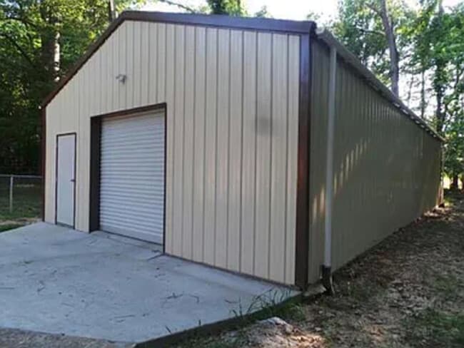 Building Photo - 332 Cedar Dr