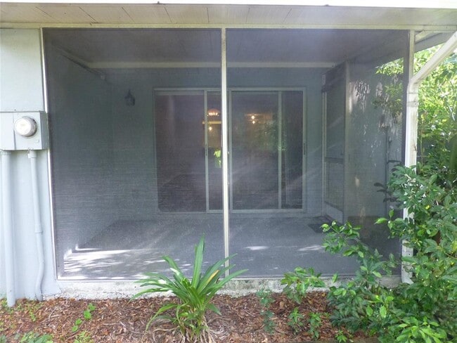 Building Photo - 2822 Whitehall Dr