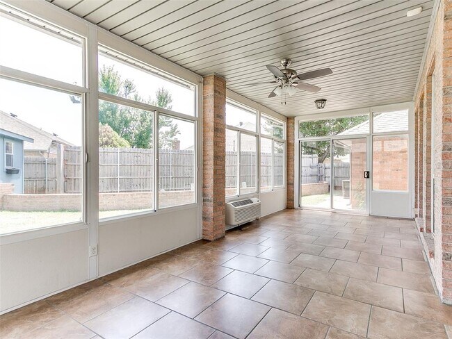 Building Photo - 5501 Lanceshire Ln