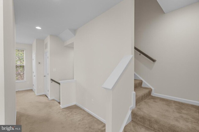 Building Photo - 116 Apricot St