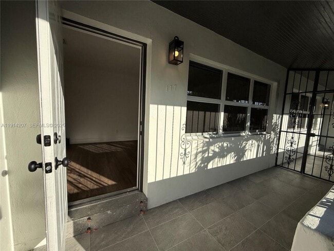 Building Photo - 117 NW 118th St