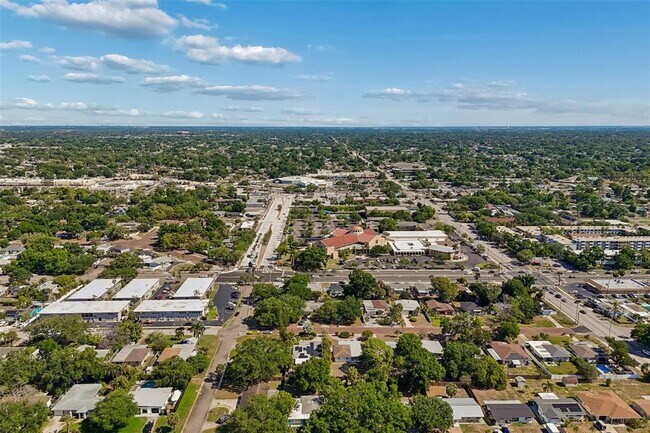 Building Photo - 5857 4th Ave N