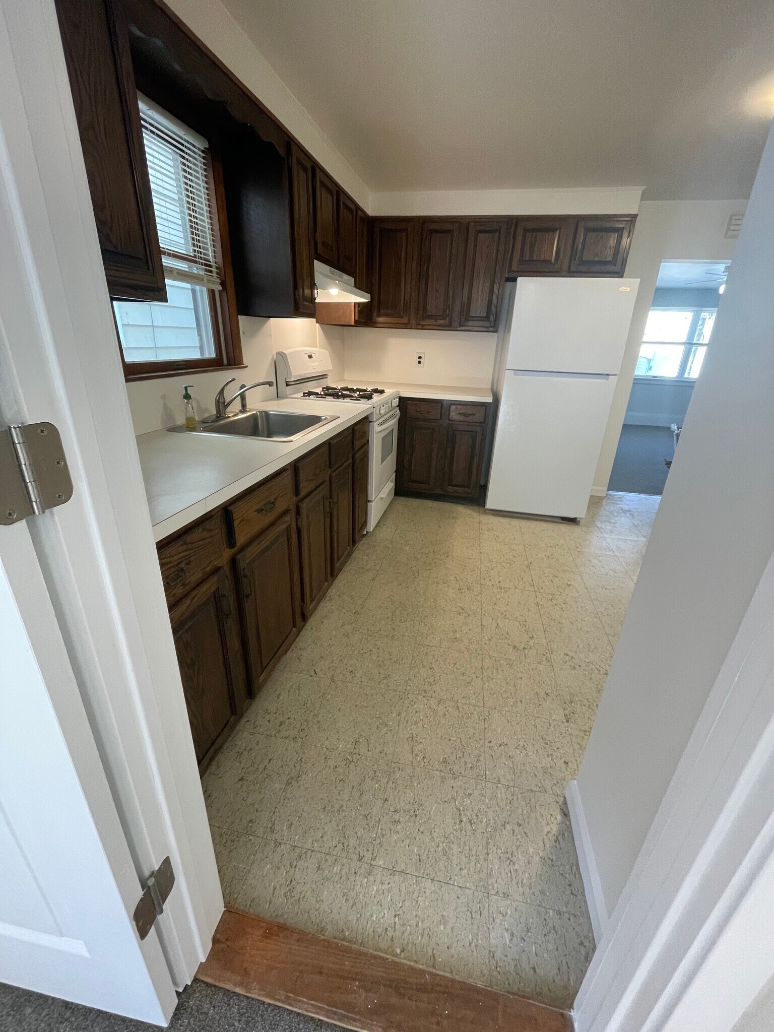 kitchen - 62 John St