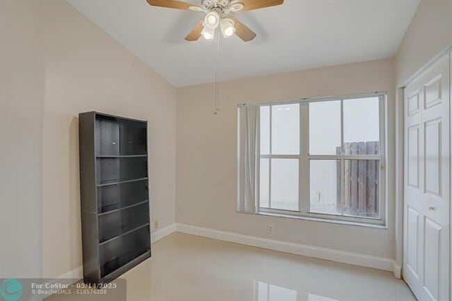 Building Photo - 3387 Chickee Ln