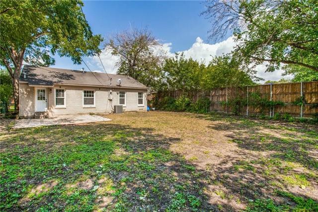 Building Photo - 4726 Wateka Dr