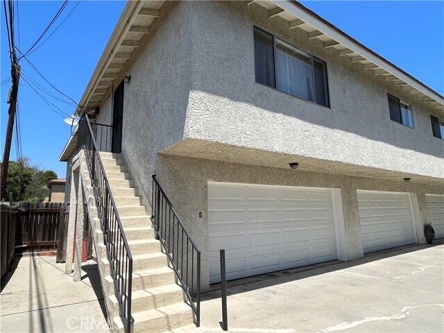 Building Photo - 16313 St Andrews Pl