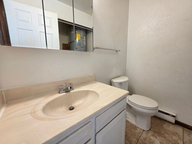 Building Photo - 3515 Hayden Pl