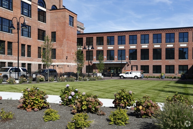 Building Photo - Voke Lofts