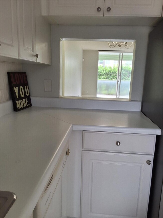 Building Photo - 4500 N Federal Hwy