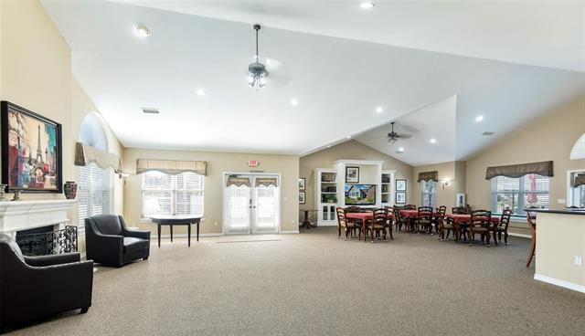 Building Photo - 2601 Marsh Ln