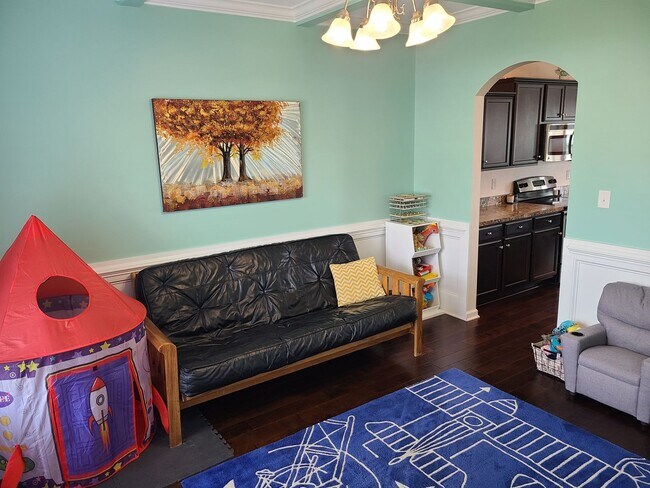 Building Photo - 4 Bedroom 2.5 Bath unfurnished home in Nautical Reach Neighborhood