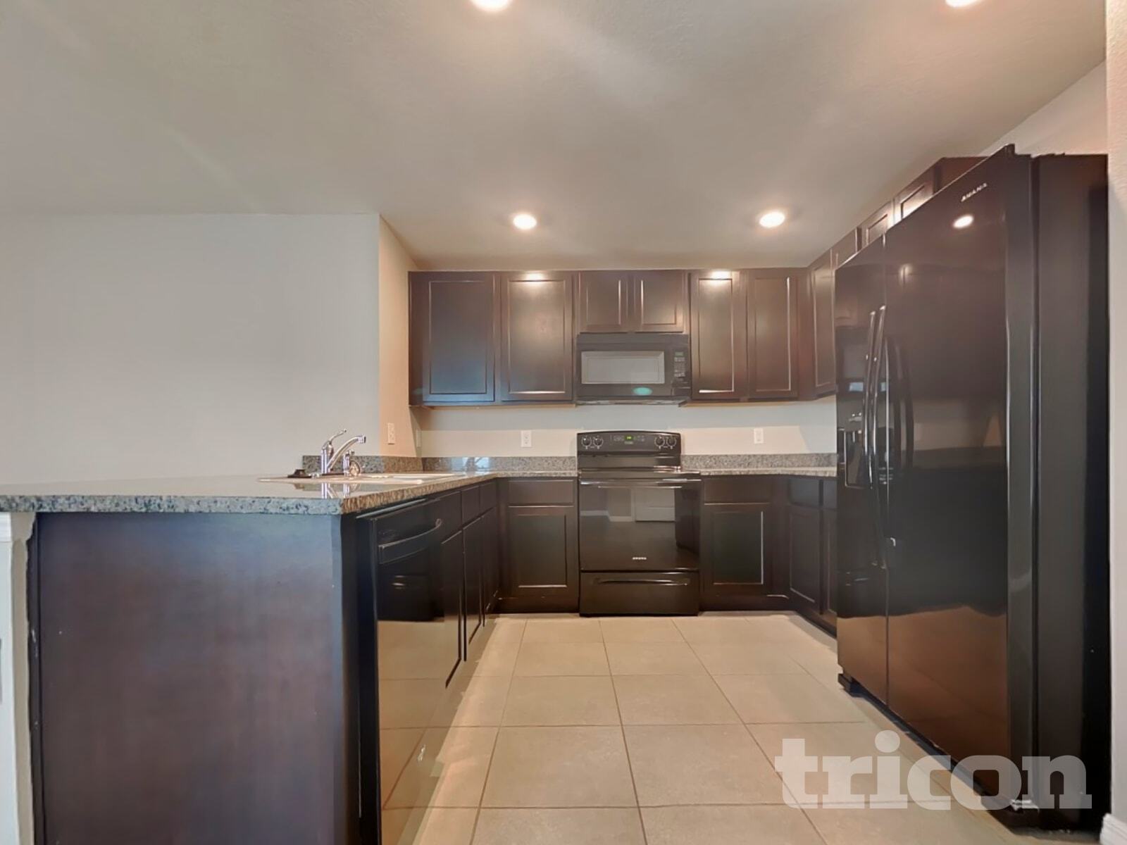Building Photo - 7846 Broad Pointe Dr