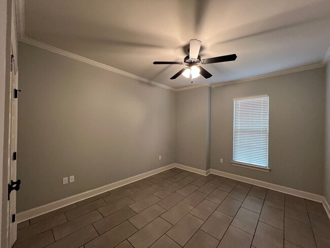 Building Photo - Cella Gardens