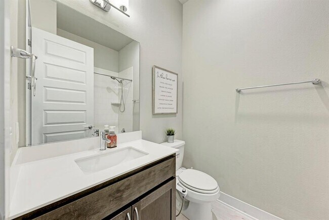 Building Photo - 3108 E 51st St