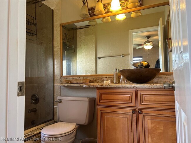 Building Photo - 5556 Matanzas Dr