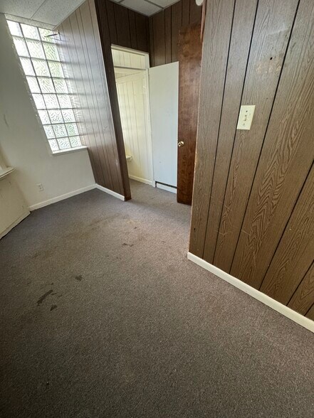 Building Photo - 151 N Hanover St