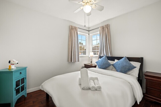 Building Photo - 1751 Belmont Ave