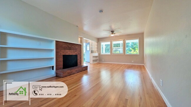 Building Photo - 2556 Old Eureka Way