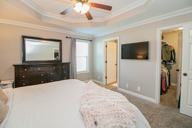 Building Photo - 1088 Jon Dr