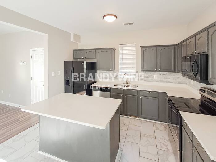 Building Photo - 618 Peyton Cir