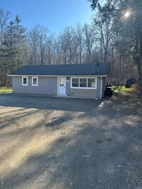 Building Photo - 273 S Rd