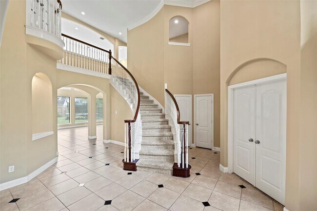 Building Photo - 11812 Sea Shadow Bend