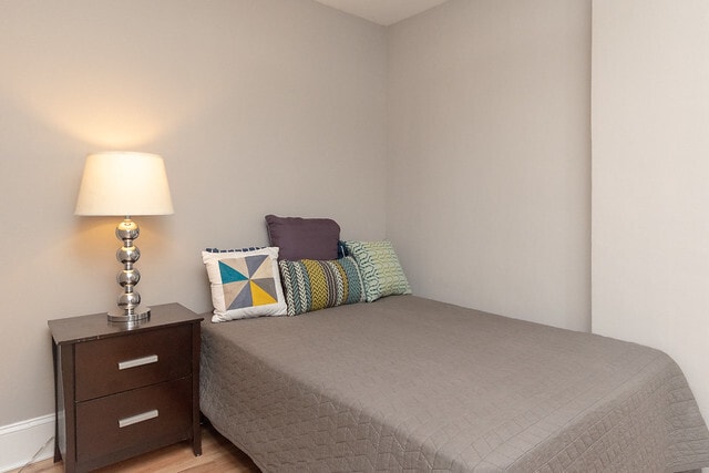 Building Photo - 451 W. Wrightwood