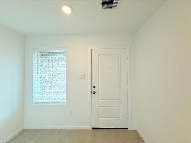 Building Photo - 17941 Valle Cupa Ln