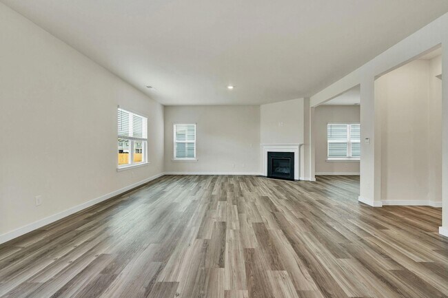 Building Photo - 8501 Mulberry Wy