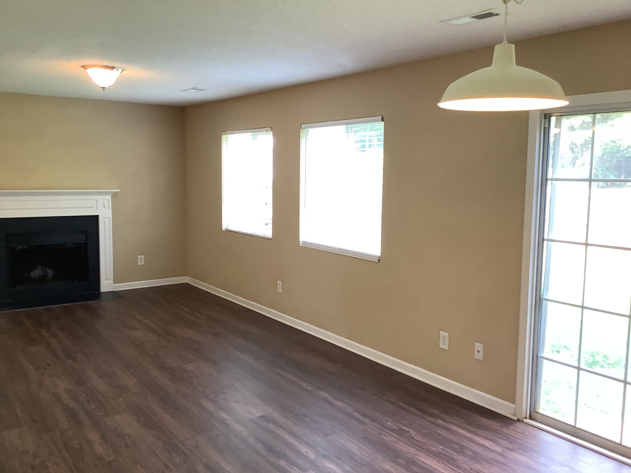Building Photo - 5710 Waterpoint Dr