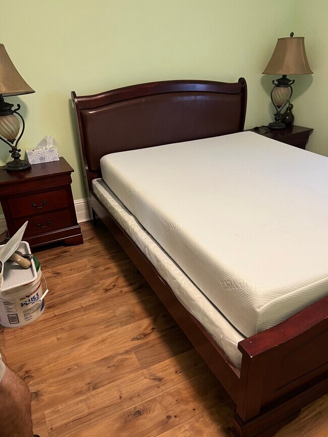 Bedroom - 329 Rich Ave