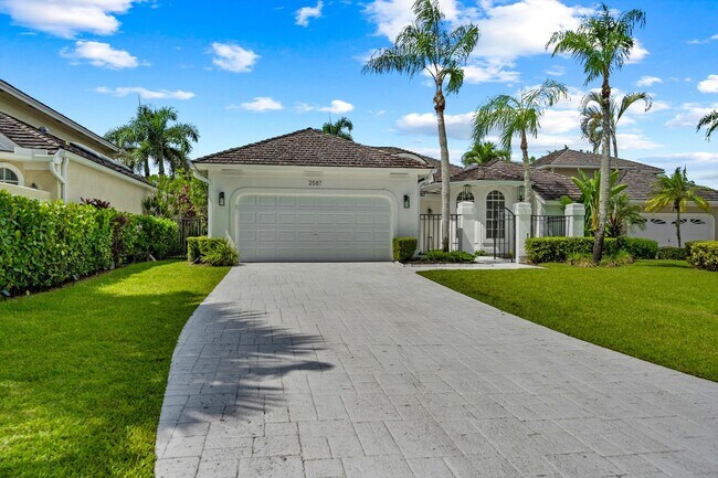 Building Photo - 2587 Muir Cir