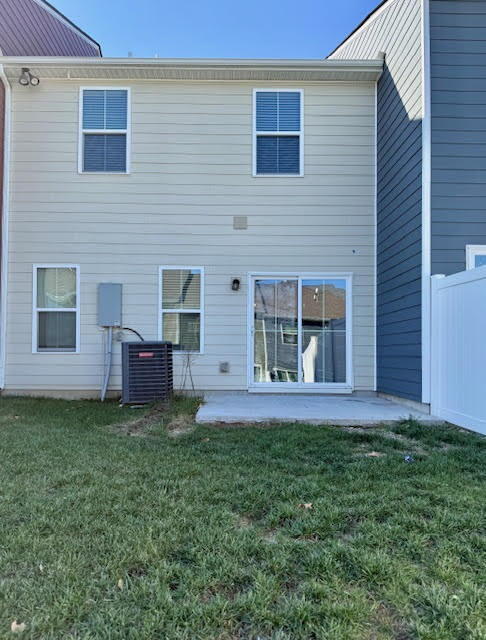 Building Photo - Luxury Townhome in a Prime Goodlettsville Location just Minutes to Nashville!