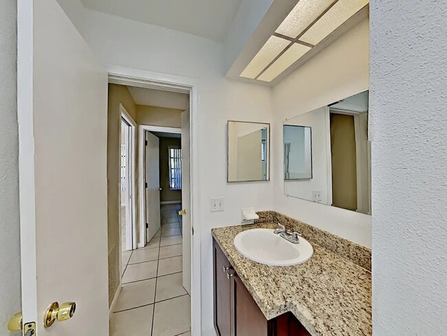 Building Photo - 2242 NE 62nd St