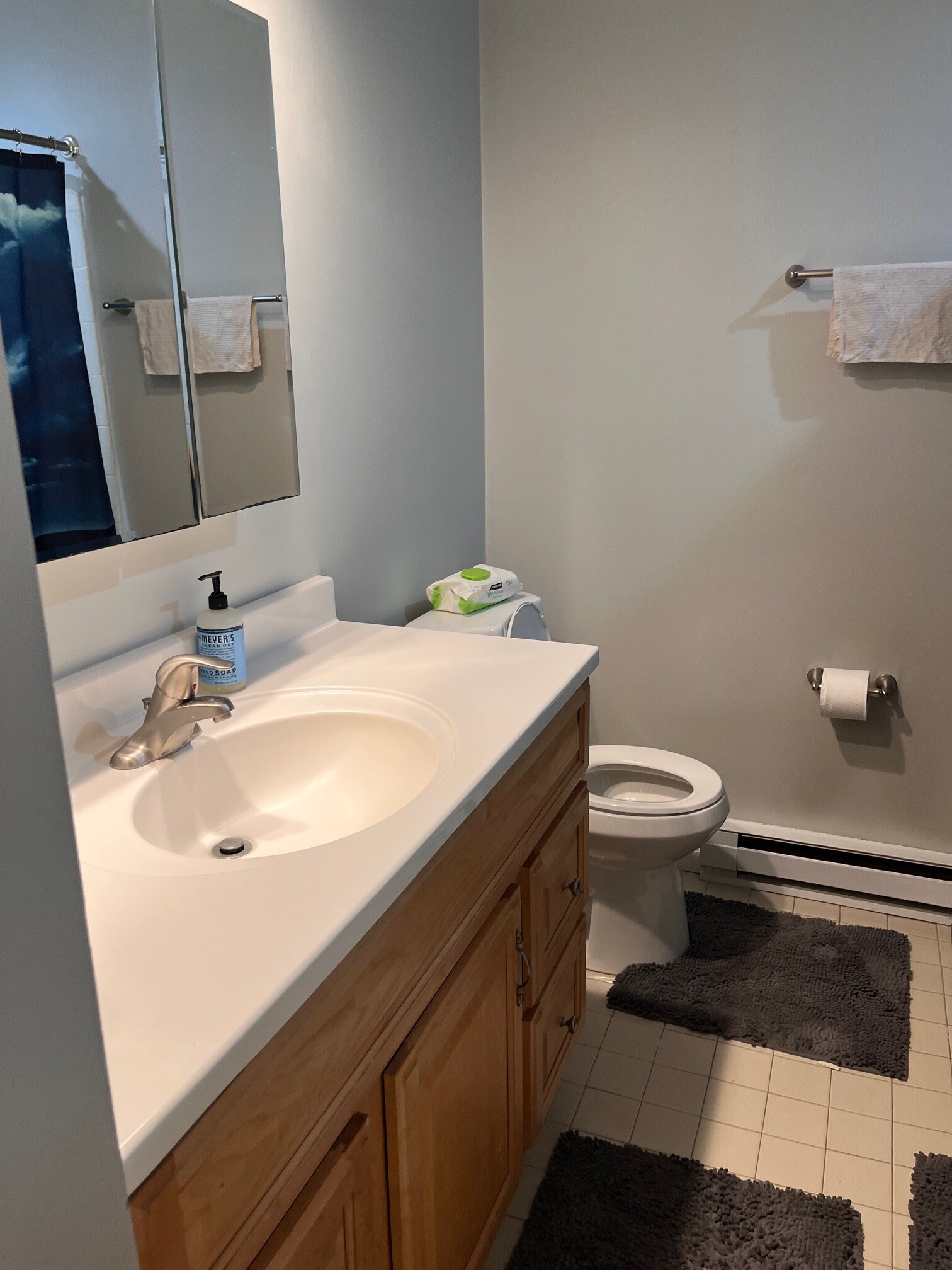 Building Photo - 8 Rose Ln