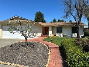 Building Photo - 3 Bedroom - North Napa (cross street Salvador)