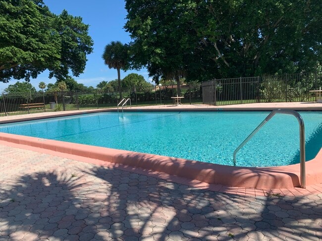 Building Photo - 9370 SW 8th St