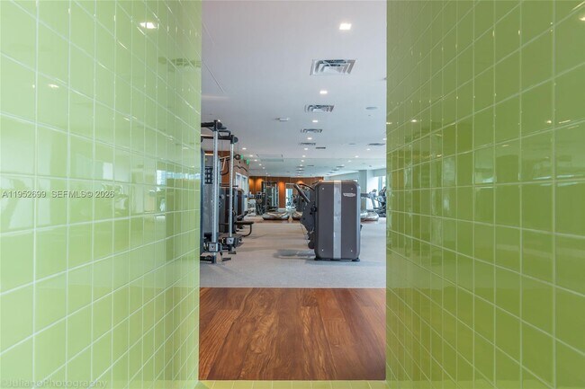 Building Photo - 1300 S Miami Ave