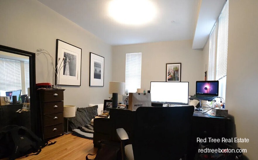 Building Photo - 53 Glenville Ave